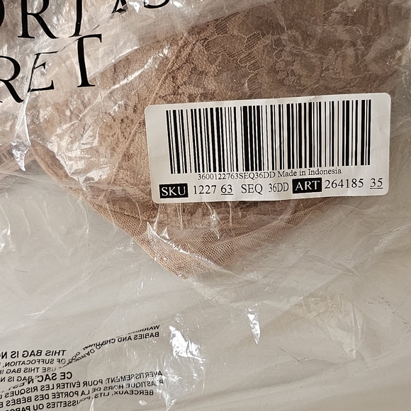 VS Sexy Tee Lightly Lined Lace Demi Bra - Picture 6 of 6